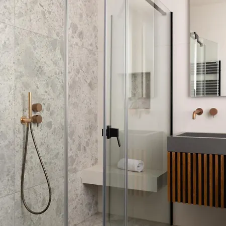 Niet Diamond Apartment *